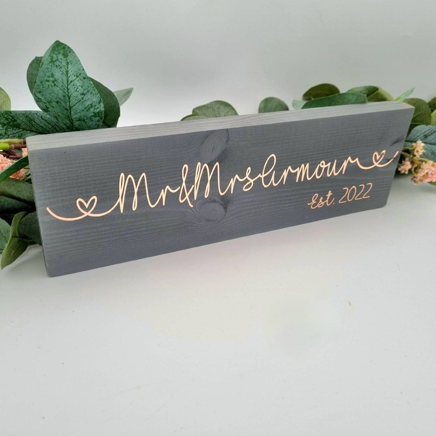 Wooden Mr and Mrs Sign Personalised with the Names and Year of Your Choice.