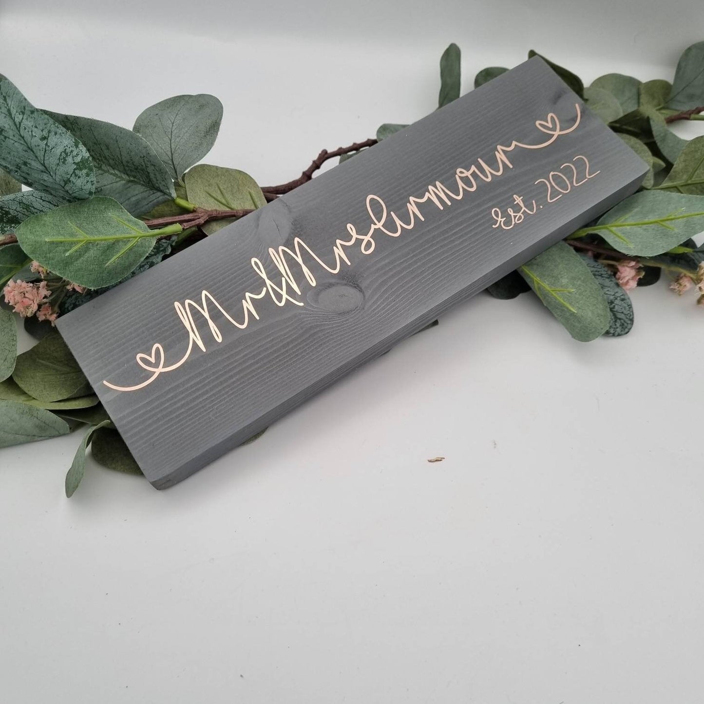 Wooden Mr and Mrs Sign Personalised with the Names and Year of Your Choice.