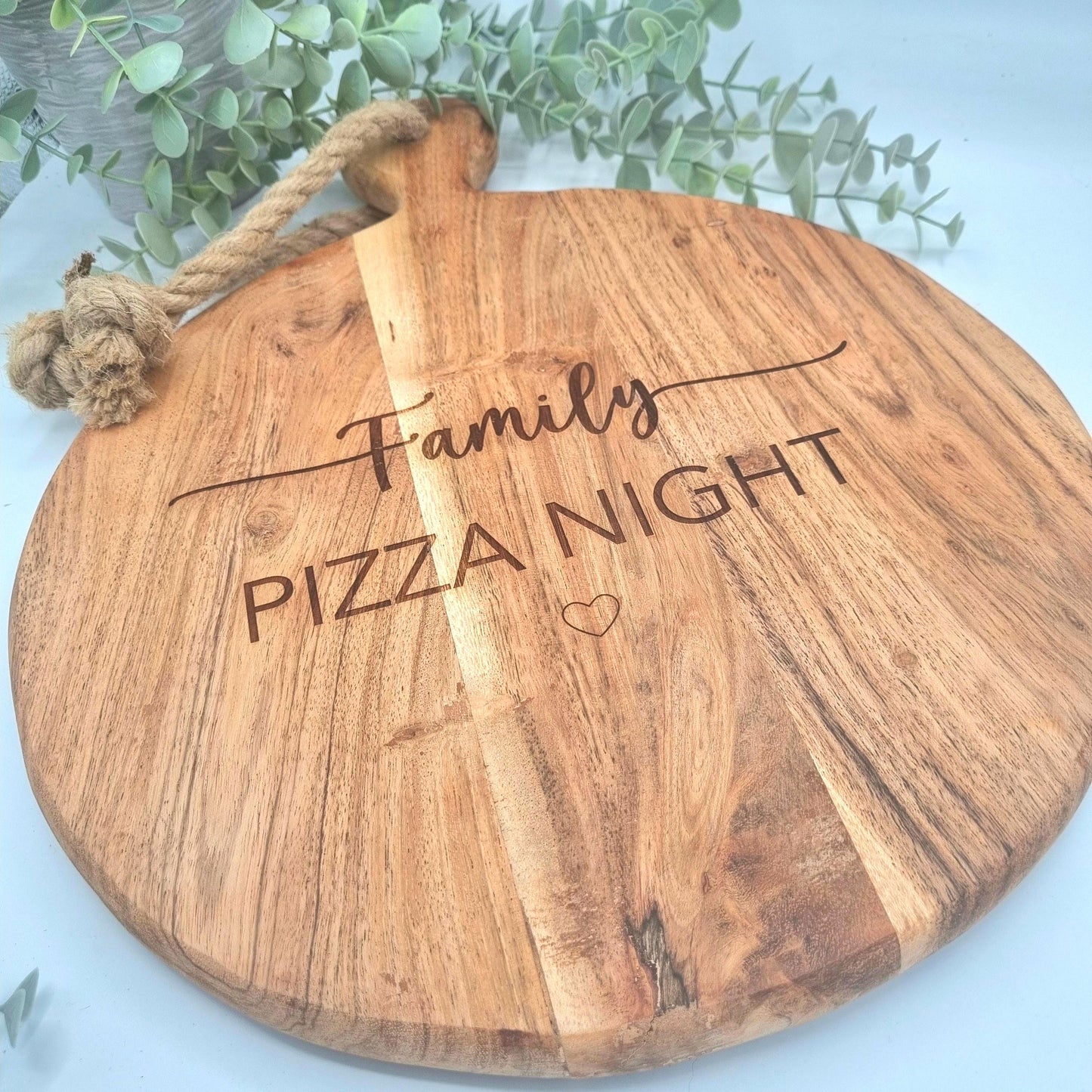 Personalised Engraved Rustic Acacia Wood Pizza Board. Family Pizza night serving Board.