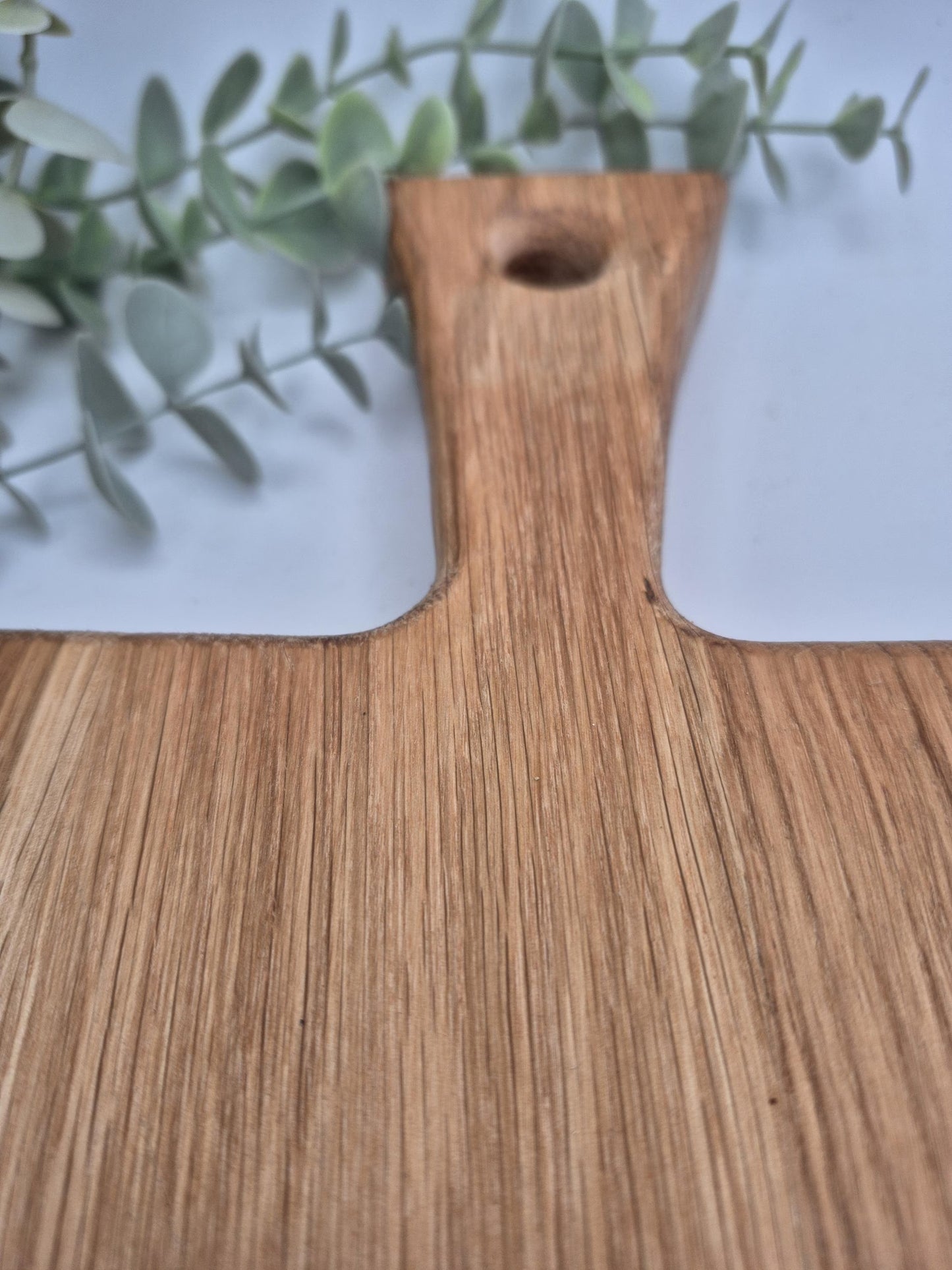 Chunky oak engraved chopping bread board with handle