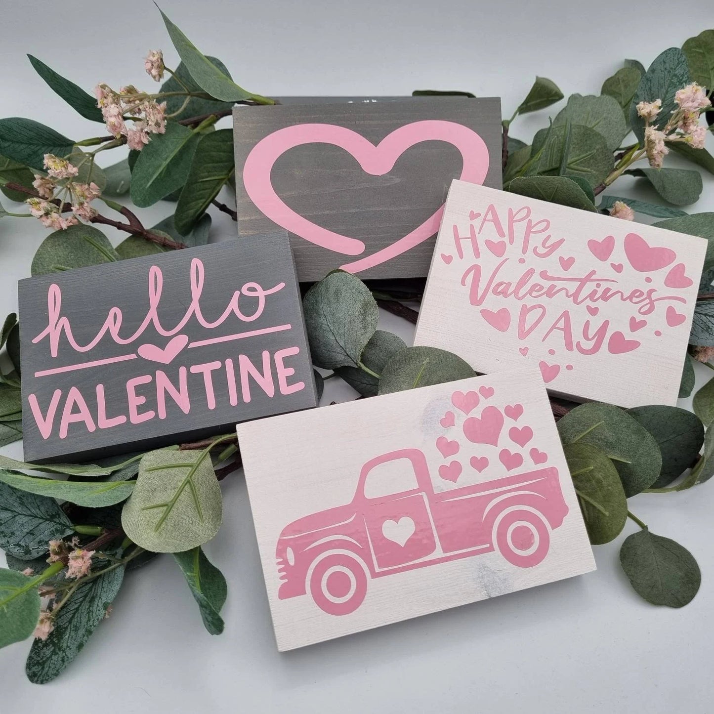 Valentines day wooden tiered tray mini sign decorations