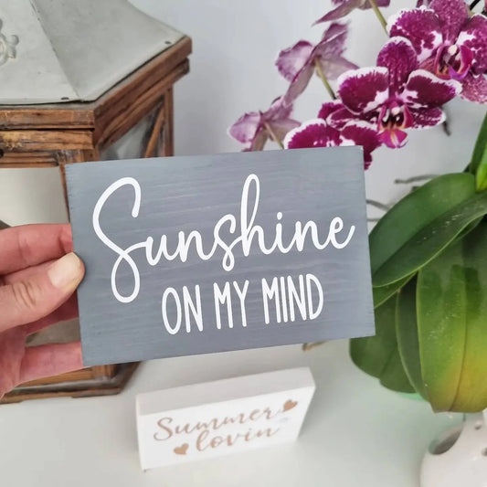 Summer Tiered Tray Decor Sign – Hello Summer Wooden Mini Sign in a Farmhouse & Country Style