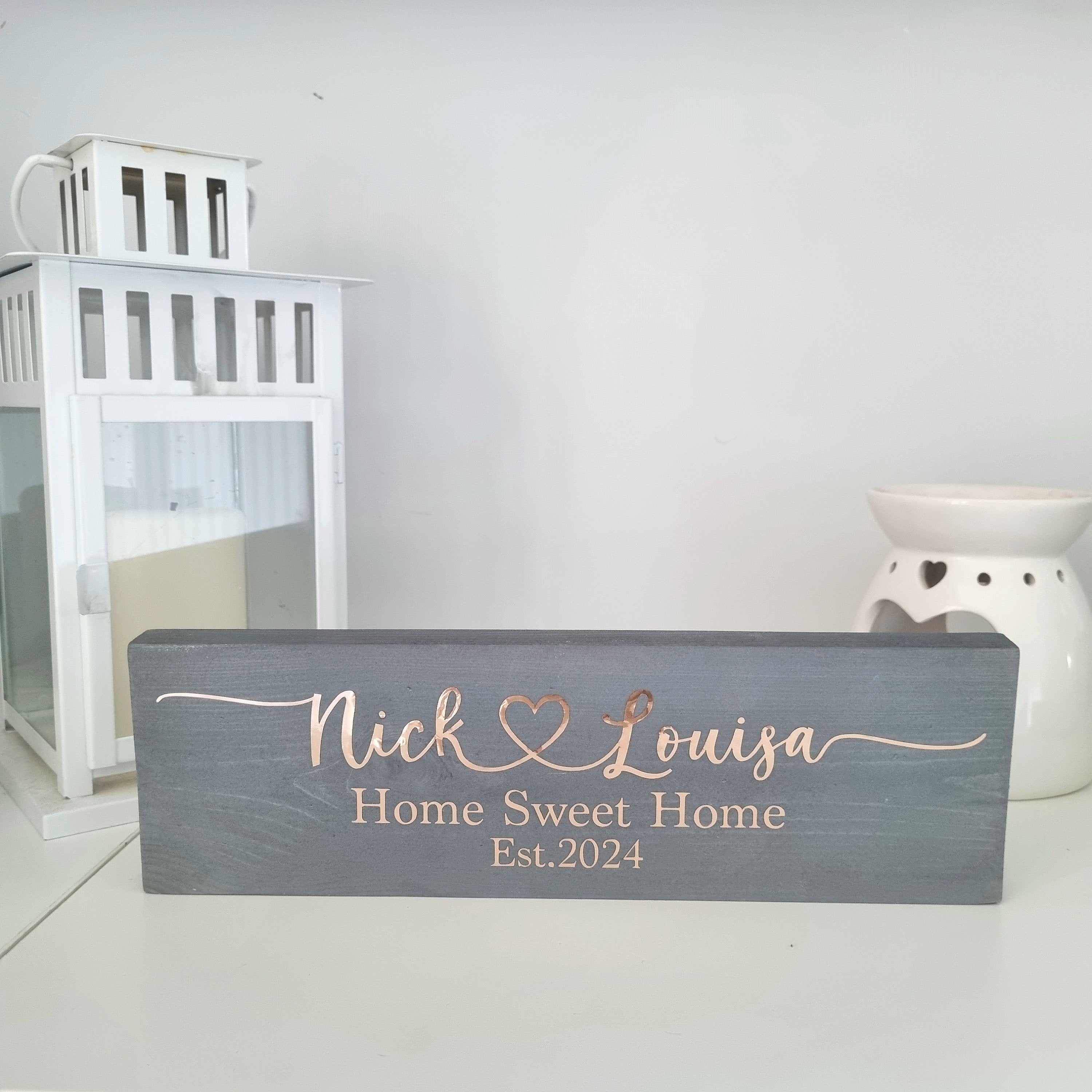 Home Sweet Home Personalised Wooden Sign – Scorched Bark