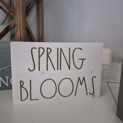 Wooden Spring and Easter tiered tray mini decorative signs